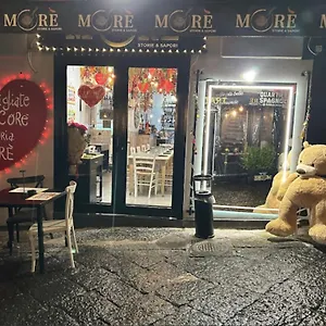 https://dimora-nei-quartieri-spagnoli.hotels-amalfi.com